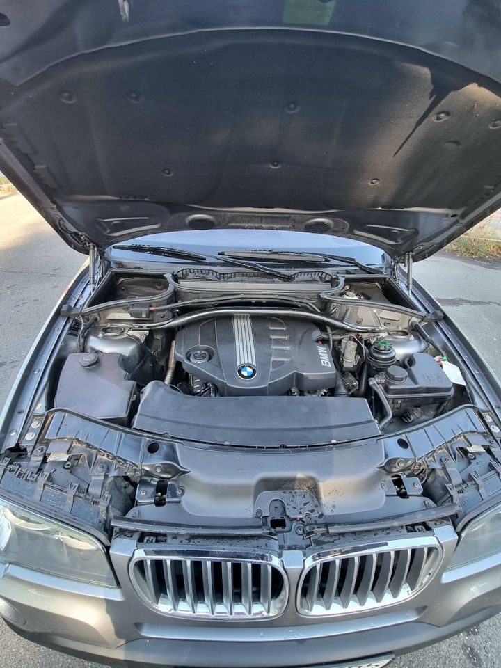 BMW X3 e83 xDrive 2,0 Liter Diesel 2Hand gepflegt top Ausstattung in Berlin