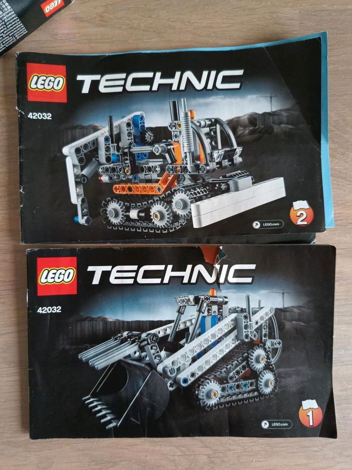 Lego Technic 42032 Kompakt-Raupenlader mit OVP in Bad Oldesloe