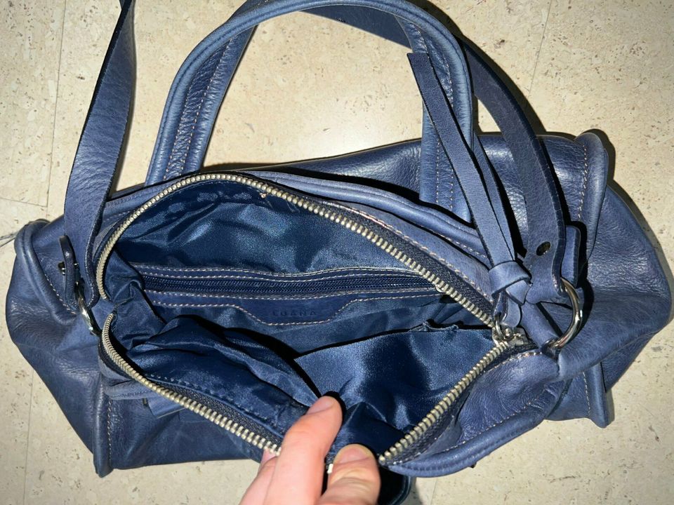 dunkelblaue Lederhandtasche in Kirchzell