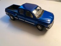 Welly - 1/18 - Chevrolet Silverado 1999 Düsseldorf - Holthausen Vorschau