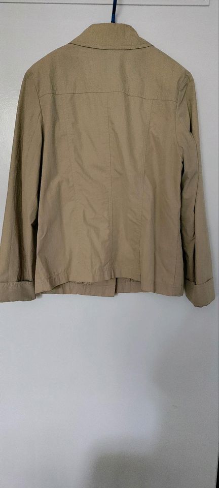 C&A Leichte Jacke, Gr 40. in Friedberg (Hessen)