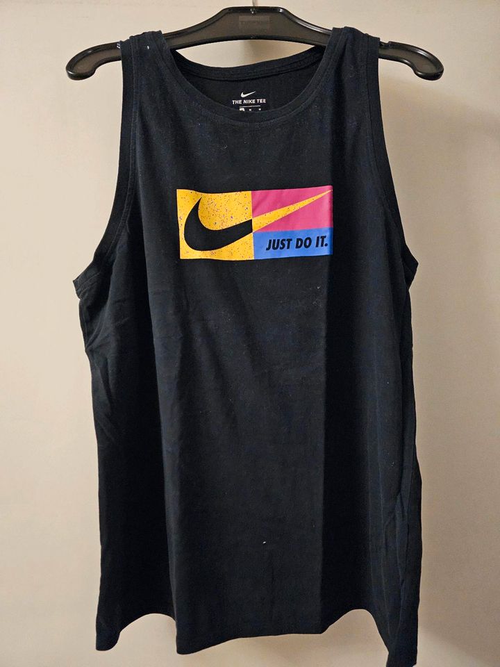 NIKE Tank Top Schwarz M in München