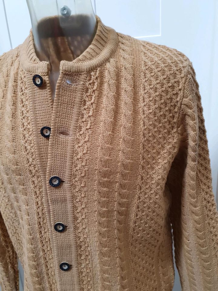 Neu Vintage Trachtenstrickjacke L 50 Strickjacken Trachtenjacke in Landshut