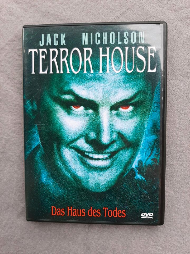 Verschiedene DVDs Horror Filme in Egeln