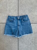 Reserviert Nicole* NAME IT Jeans Shorts Gr 12 München - Bogenhausen Vorschau