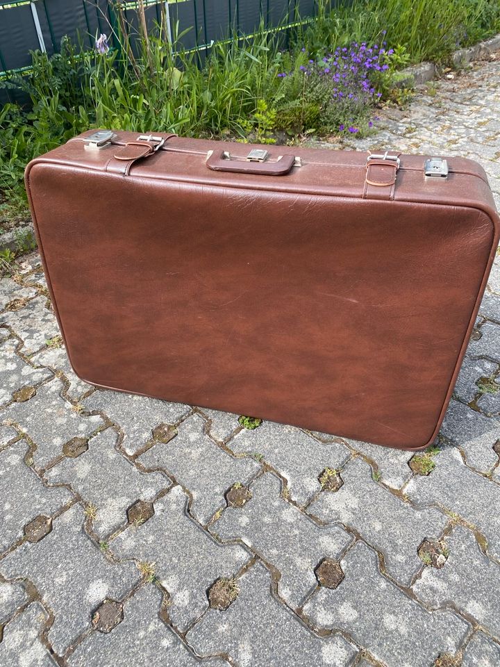 Leder Koffer braun neuwertig Vintage in Taunusstein