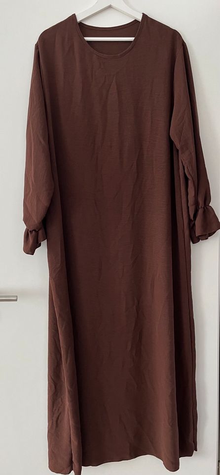 Abaya Braun Ärmeldetails in Recklinghausen