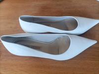 Pumps weiß Gr. 41 Leder Sachsen-Anhalt - Möser Vorschau