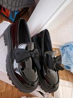 Schuhe damen mit Schleifen Frankfurt am Main - Ostend Vorschau