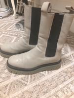 Copenhagen Chelsea Boots Gr.41 grau schwarz top Köln - Nippes Vorschau