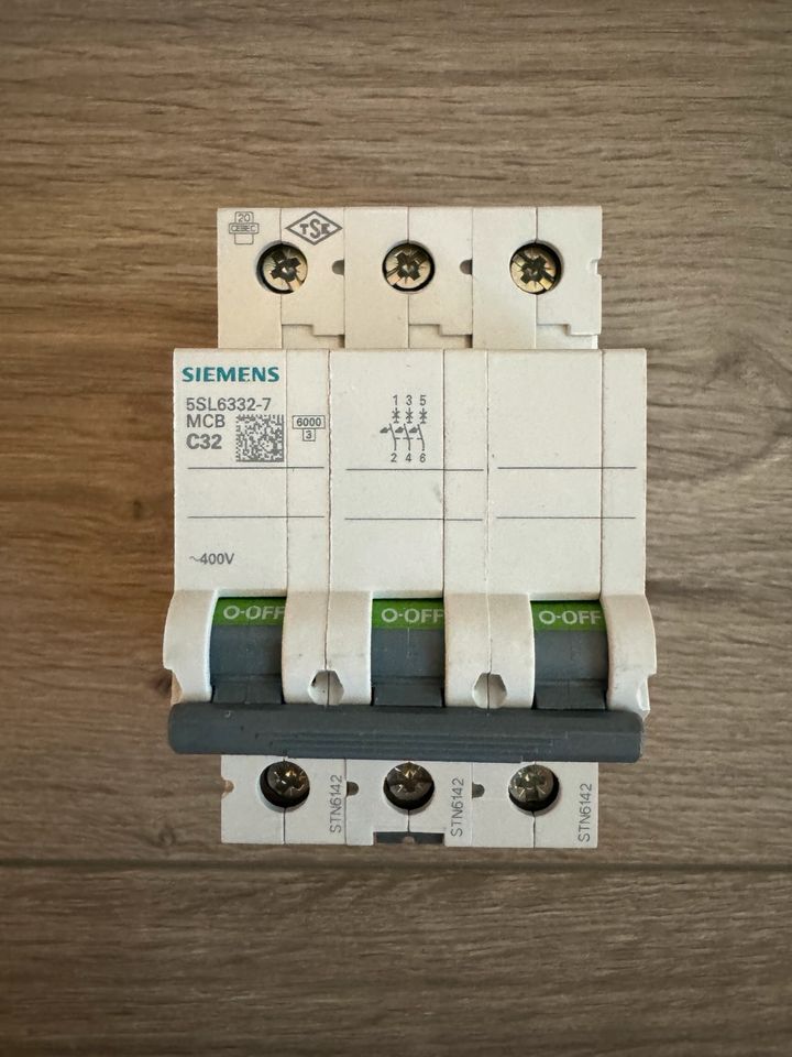 Neu Siemens Leitungsschutz Schalter 400 V in Hilden