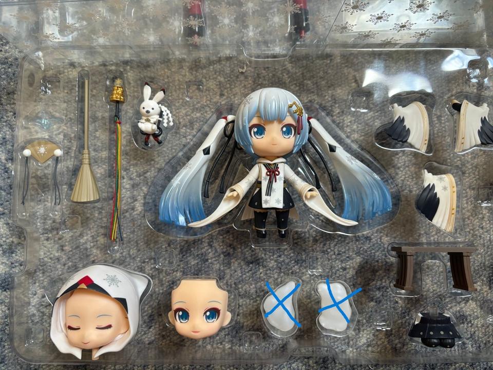 Nendoroid Miku Hatsune Snow Miku 2018 Teilverkauf in Molbergen