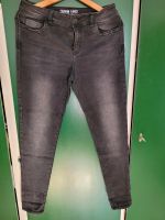 Damen Jeans hose 40 grösse Niedersachsen - Steinfeld Vorschau