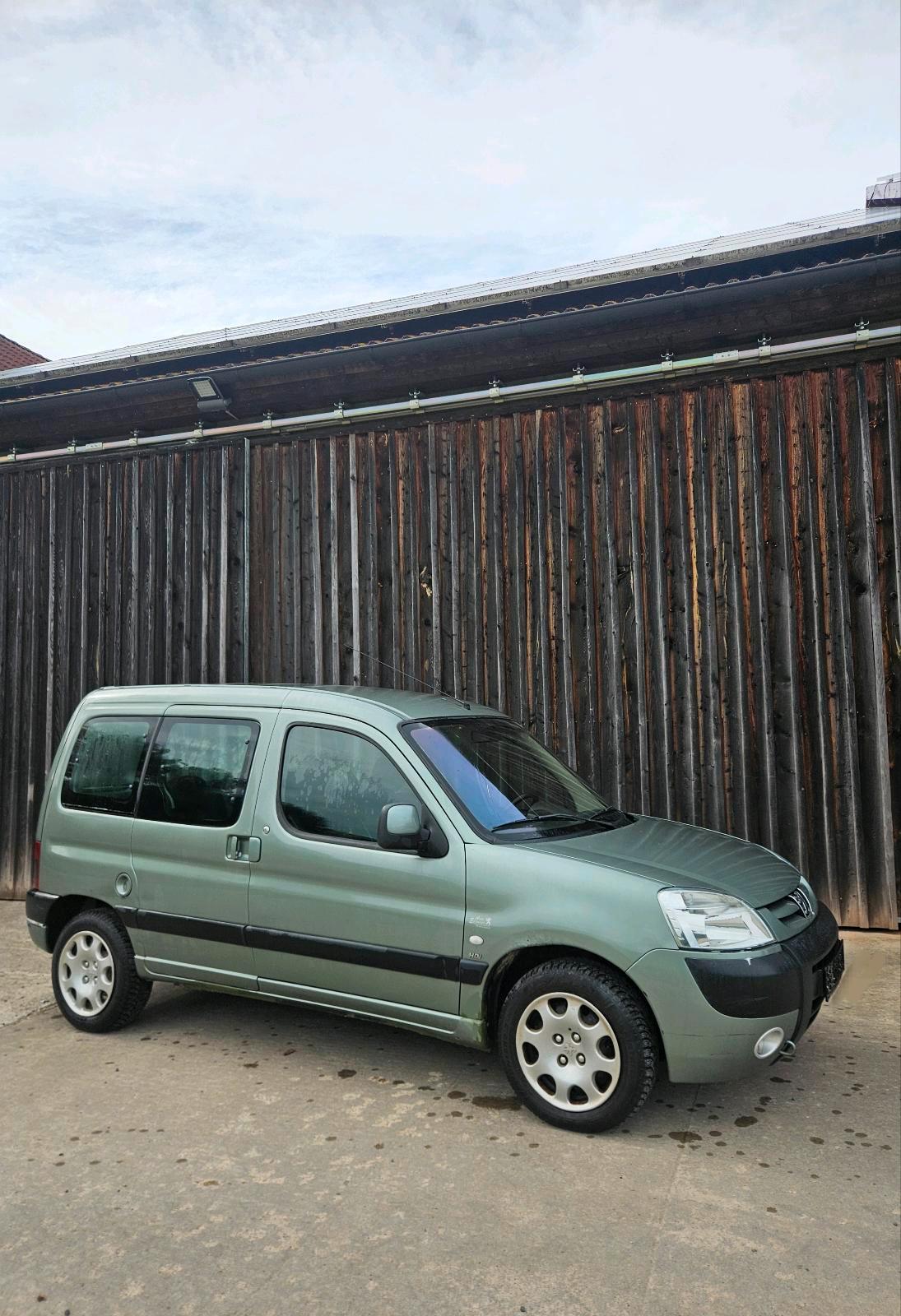 Abbildung des Autos Peugeot Partner Minivan …