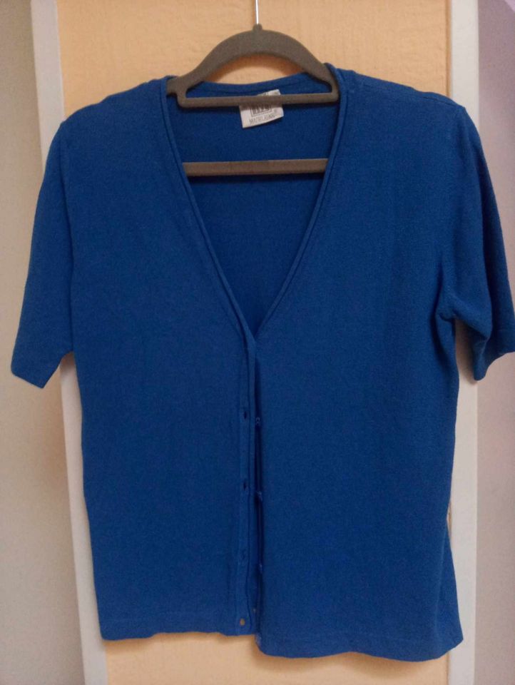 Madeleine Twinset Top und Strickjacke Blau 34 - 36 in Munster