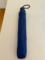 kleiner Regenschirm blau-weiß mit Werbung neu Niedersachsen - Seevetal Vorschau