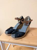 Tommy Hilfiger Schuhe Keilabsatz Keil Höhe Schuhe 39 Bayern - Unterthingau Vorschau