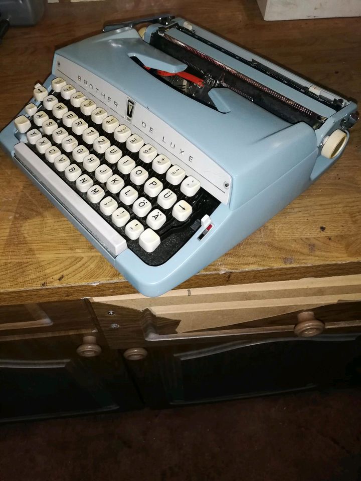 Schreibmaschine Brother de luxe in Halle