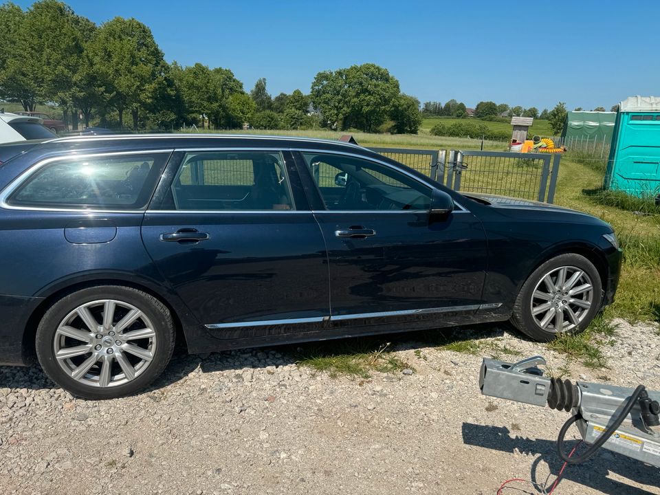 Volvo V90 Diesel Vollausstattung scheckheft 2. Hand 97.000 in Bad Oldesloe