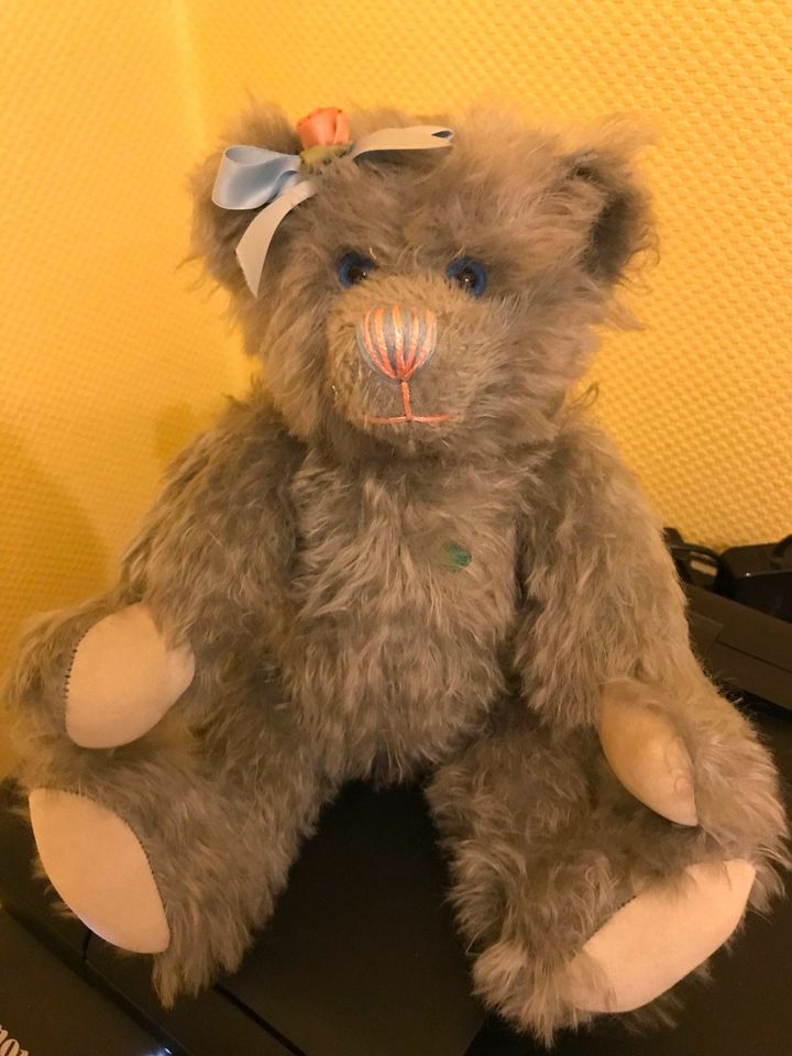 Teddybär, Mädchen, ca. 32 cm groß, Marke Martin aus Sonneberg in Ahlen