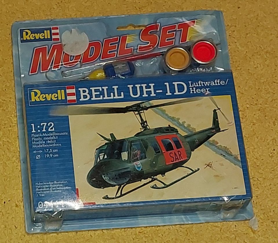 Neu + OV Modell Revell Bell UH 1D Hubschrauber in Aachen