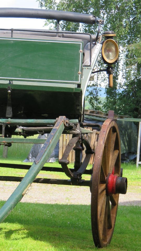 schöne historische Kutsche, Pferdekutsche Jensen in Rodenberg