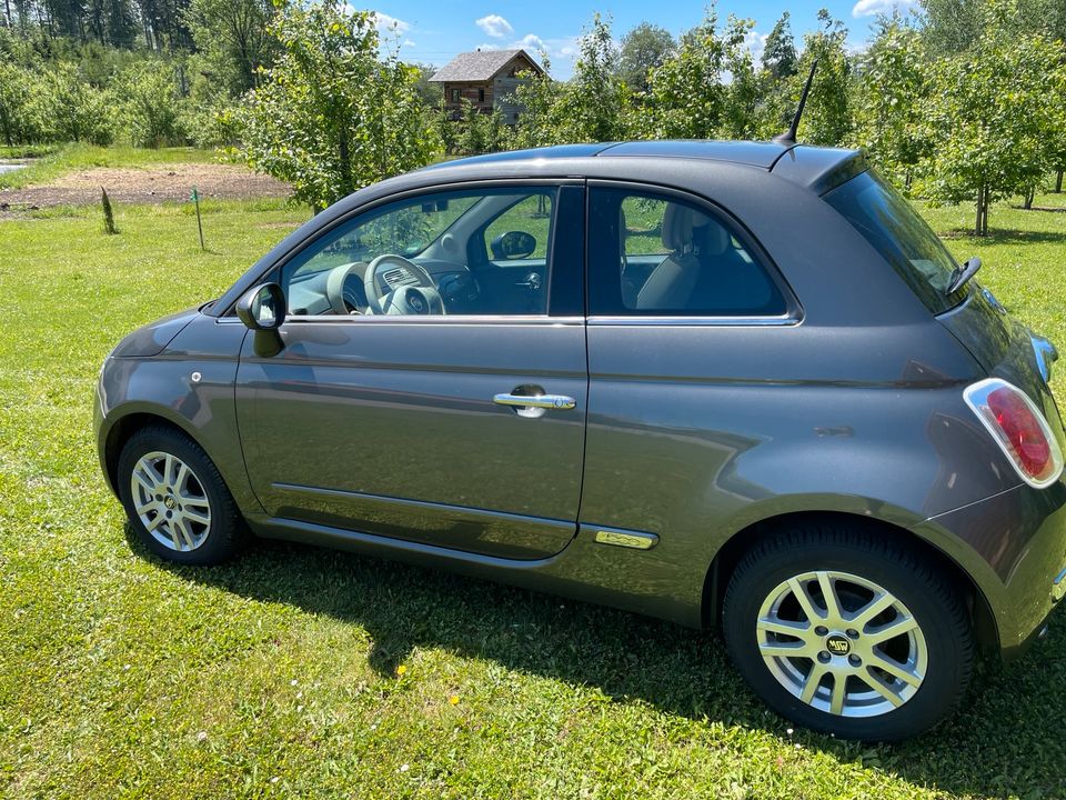 Fiat 500 - grau in Salem