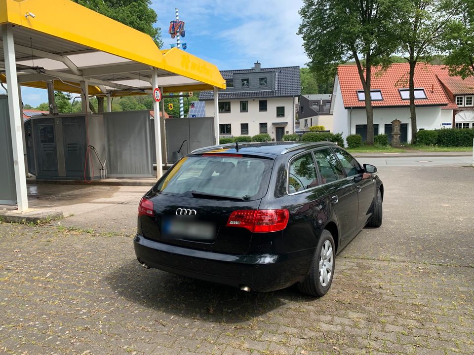 Audi A6 C6 in Borchen