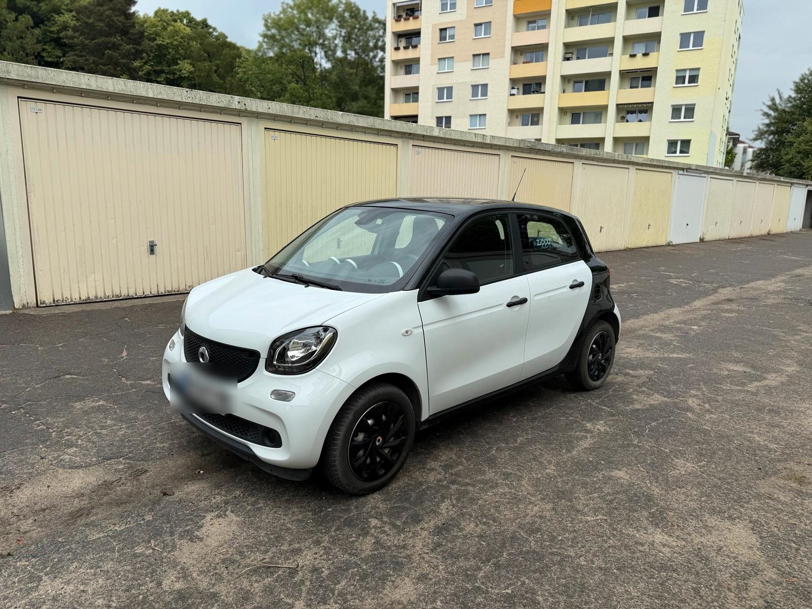 Abbildung des Autos Smart fourfor