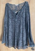 Comma Spitzen Bluse  grau + Top schwarz Gr. 42 2-teilig Hessen - Lampertheim Vorschau