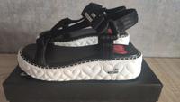 Love Moschino sandalen schwarz 39 NEU Saarbrücken-Halberg - Schafbrücke Vorschau