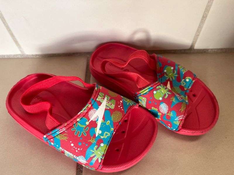 Speedo Kinder Badeschuhe / Gr. 23 in Nordrhein-Westfalen - Xanten |  Gebrauchte Kinderschuhe Größe 23 kaufen | eBay Kleinanzeigen ist jetzt  Kleinanzeigen