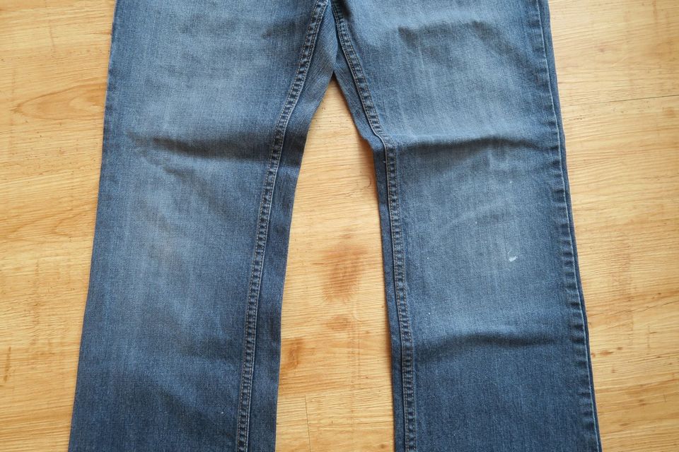 TOM TAILOR Jeans Gr. 33/32 in Heiningen