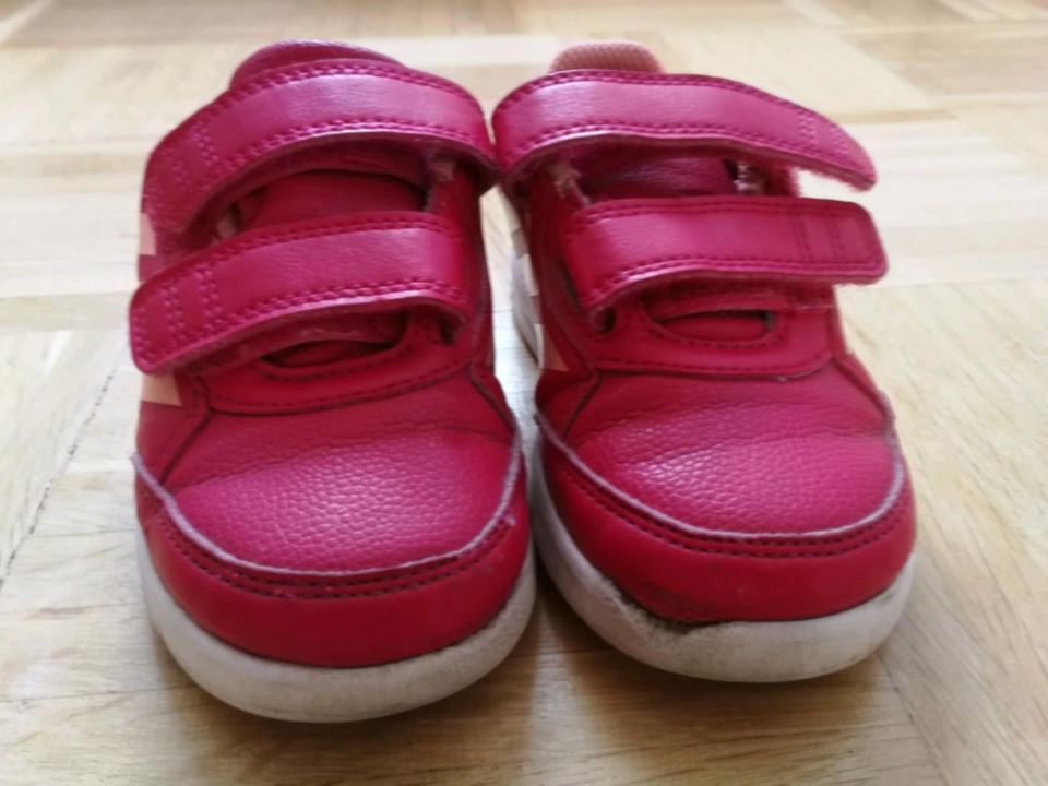 Halbschuhe Leder Adidas Gr. 24 in Allstedt