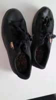 Puma suede Sneaker schwarz Gr. 40 Nordrhein-Westfalen - Winterberg Vorschau