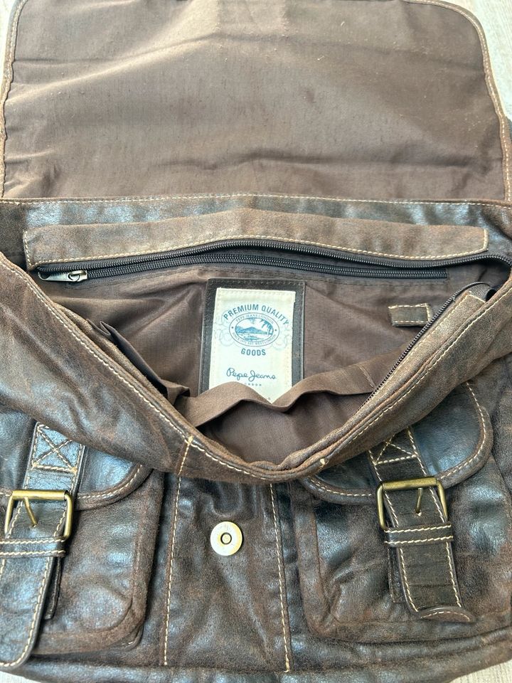 Pepe Jeans Tasche Messenger Umhängetasche in Oberhausen