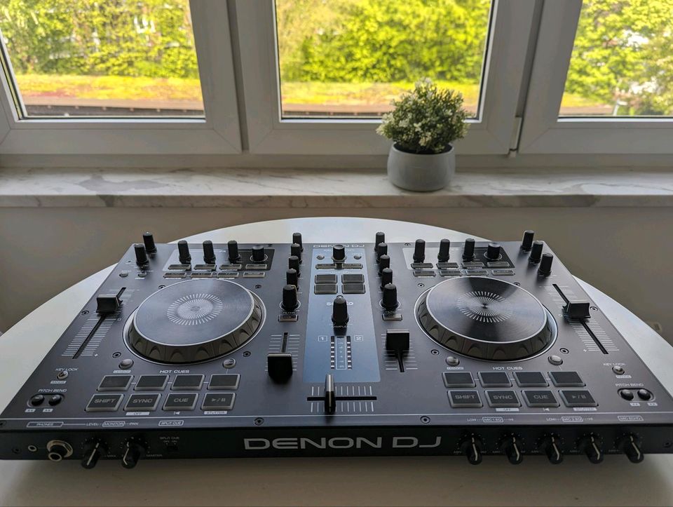Denon DJ Mc 4000 in Seevetal