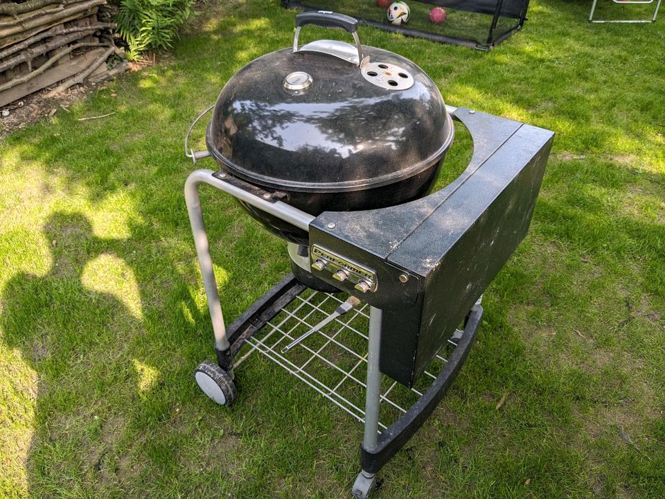 Weber Performer Grill 57 cm für Holzkohle in Tönisvorst