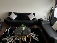 Couch mit Teppich verkauft ist sehr neuer. Münster (Westfalen) - Mauritz Vorschau