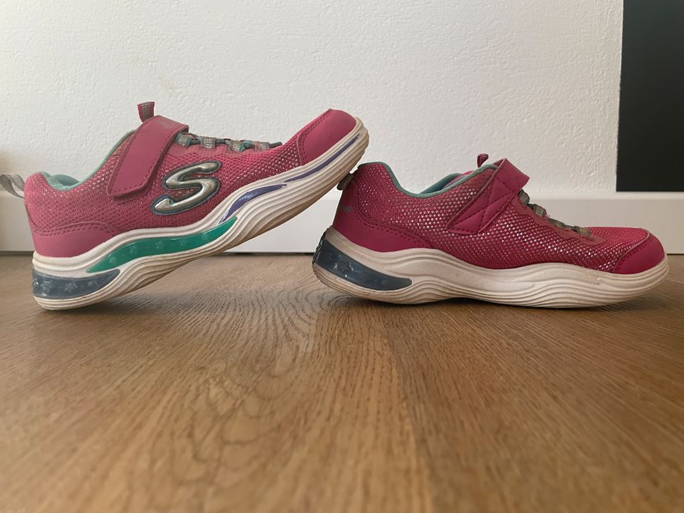 Skechers Sportschuhe Pink Mädchen mit Lichern in Lohmar