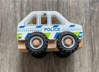 Magni Polizeiauto aus Holz mit Gummireifen Nordrhein-Westfalen - Hückeswagen Vorschau