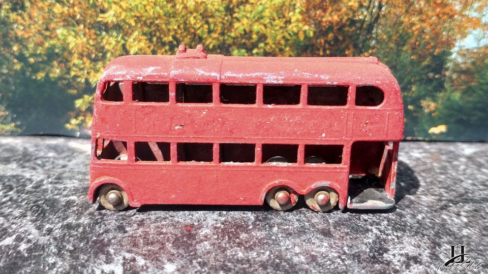 MATCHBOX Lesney London Trolley Bus N° 56 in Alzenau