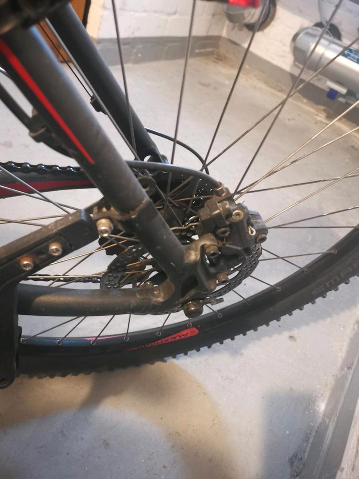 Cube Aim Disc Mountainbike 26 Zoll Schwarz Rot Herren Fahrrad in Hamburg