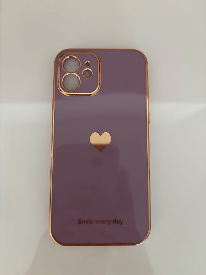 iPhone 12 violett in Nordenham