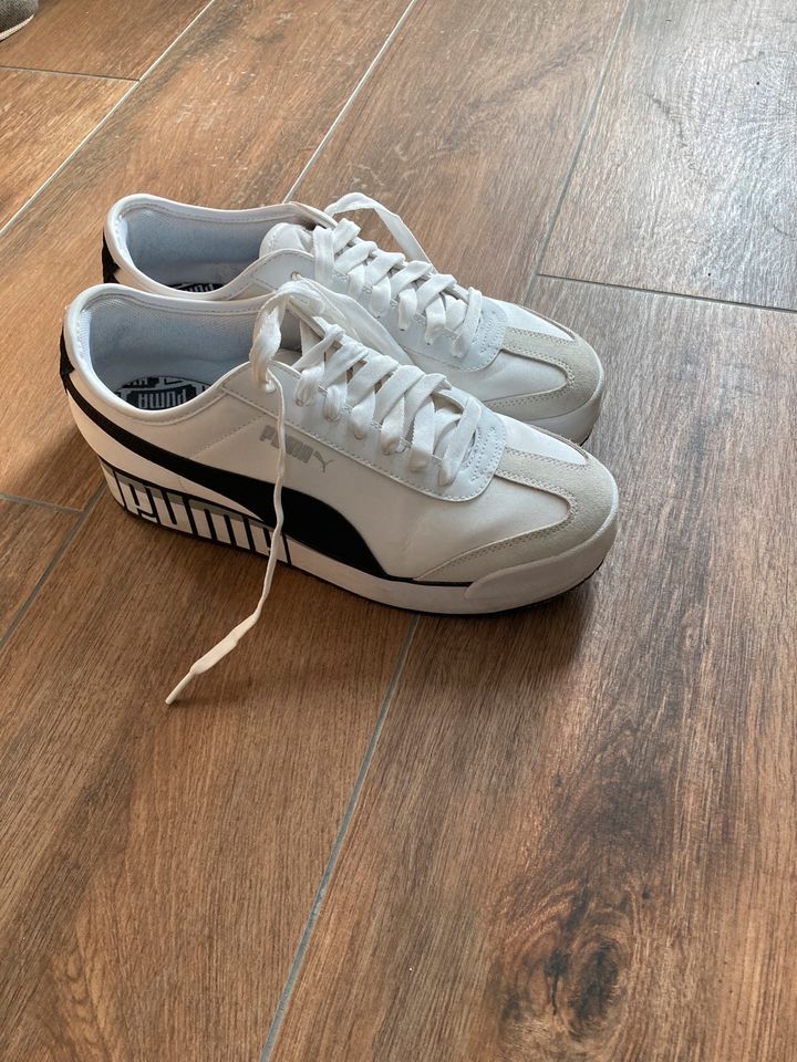 Puma plateau cheap sneaker