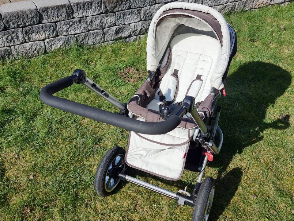 3in1 Kinderwagen Babywagen; Fabrikat "Herlag" in Illingen