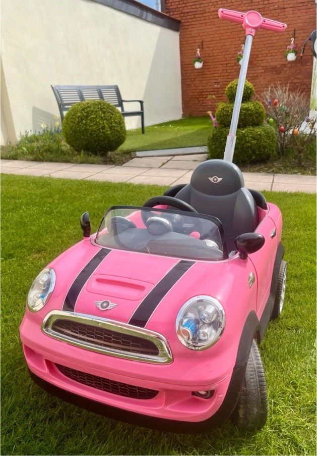 Kinderauto Mini Cooper Bobby Car in pink für Mädchen in Wernigerode