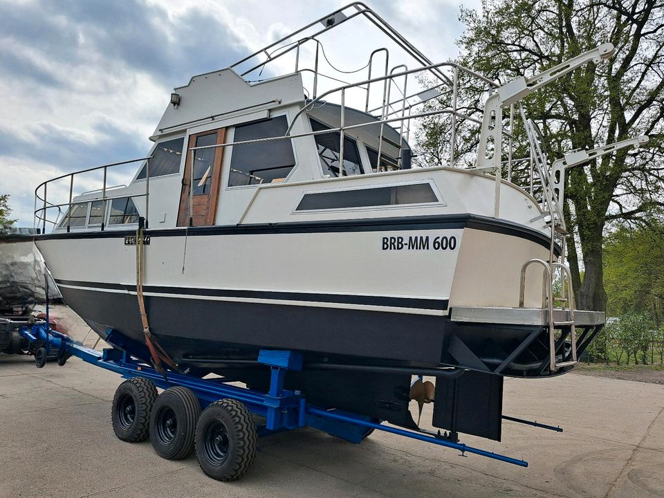 Kajütboot Polaris Ak Flybridge 10m Stahl in Premnitz