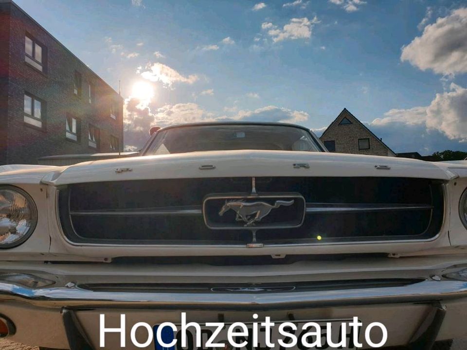 65er Ford Mustang mieten (mit Fahrer) in Hanstedt