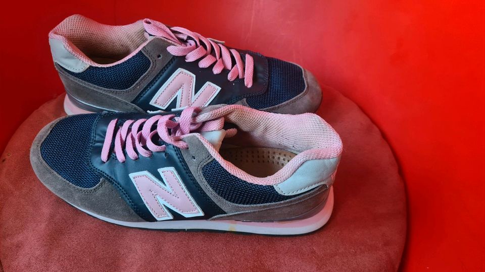 New Balance 574 Gr. 39 Inklusive Versand in Nordrhein Westfalen